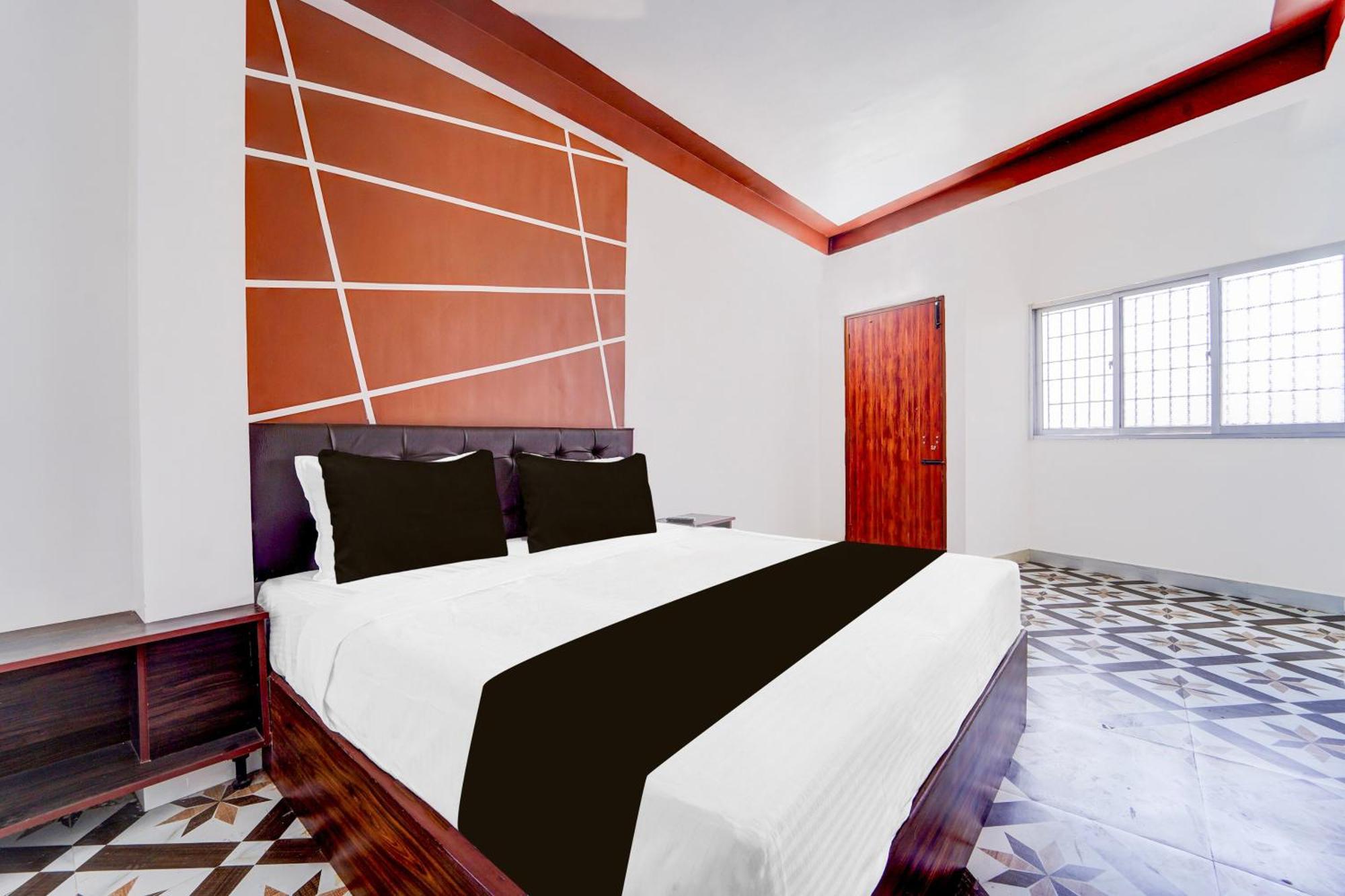 Hotel O Anandha Inn Rooms Tirupparangunram エクステリア 写真