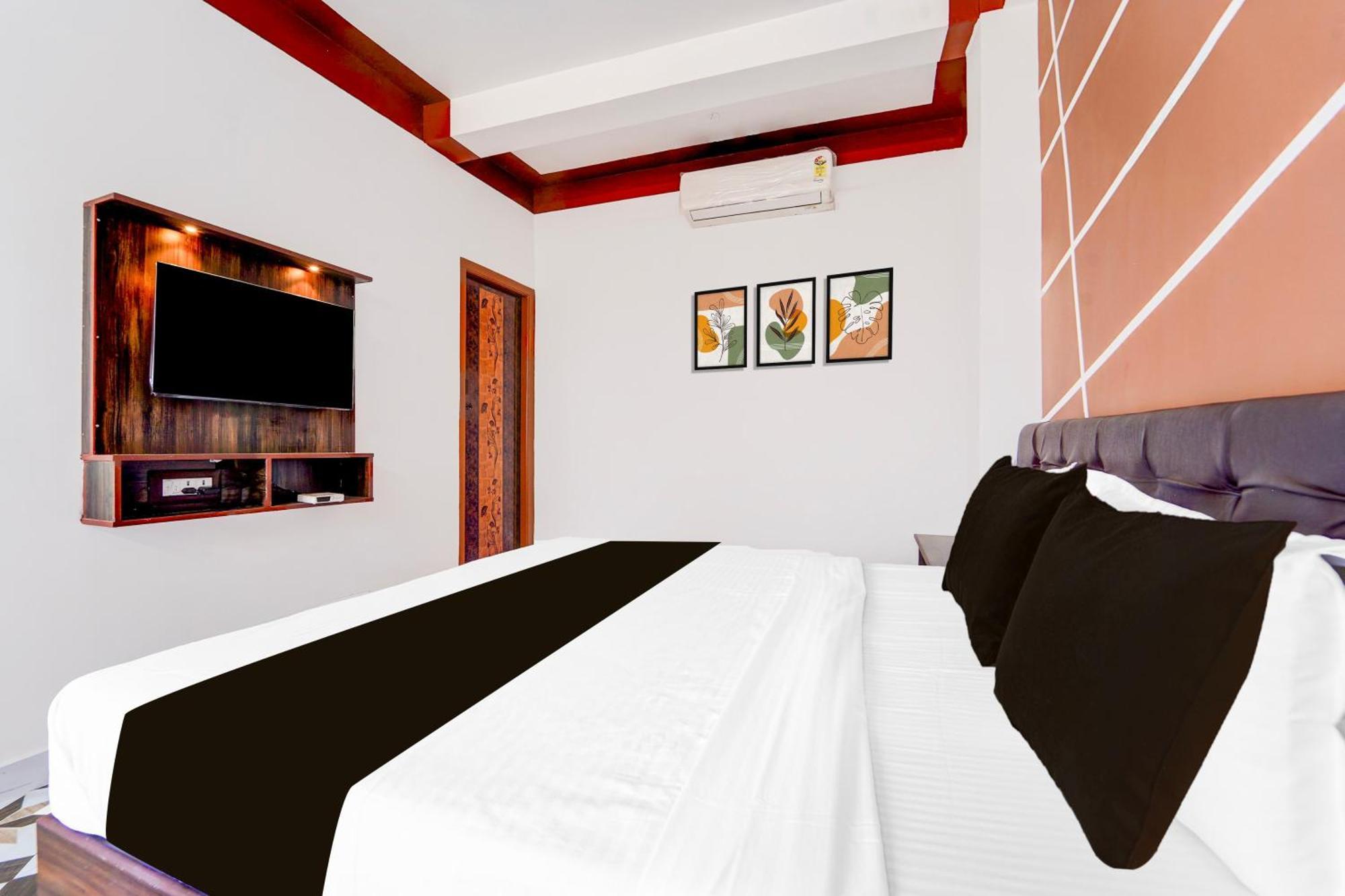 Hotel O Anandha Inn Rooms Tirupparangunram エクステリア 写真